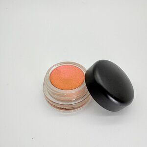 MAC Pro Longwear Paint Pot BABE IN CHARMS